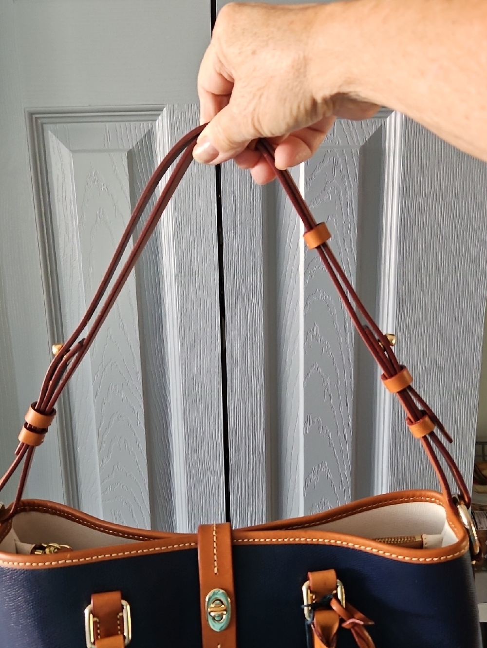 Dooney & Bourke Navy Leather Shelby Shopper With Accessories - Picture 15 of 16